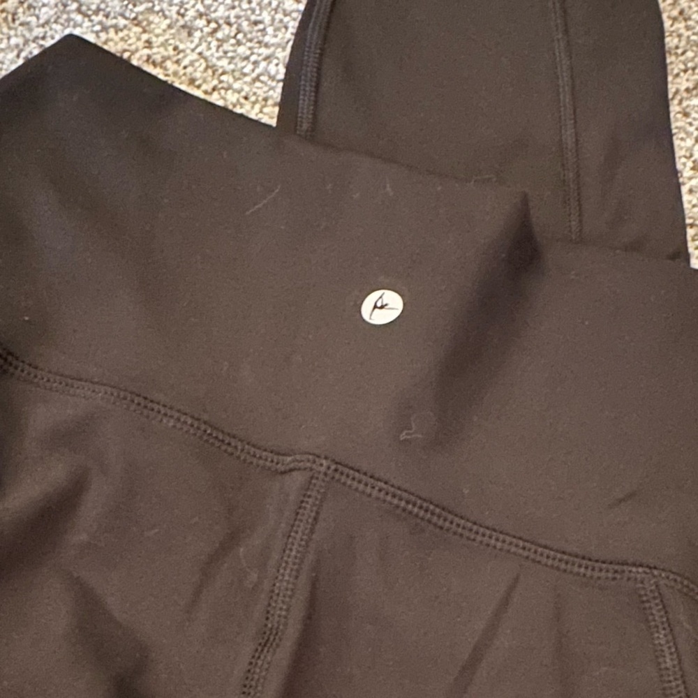 90 Degrees By Reflex M Black Banded Capri Slimming High Waist Leggings R $78 NWT - Picture 5 of 11